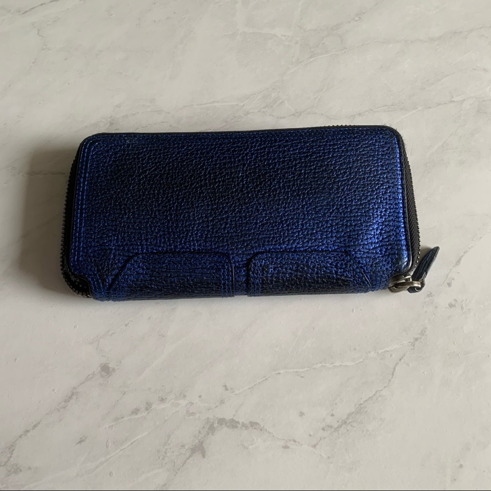 3.1 Phillip Lim blue metallic zip around wallet - Picture 2 of 7